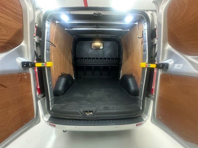 2025 Ford Transit Custom