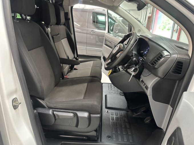 2025 Vauxhall Vivaro