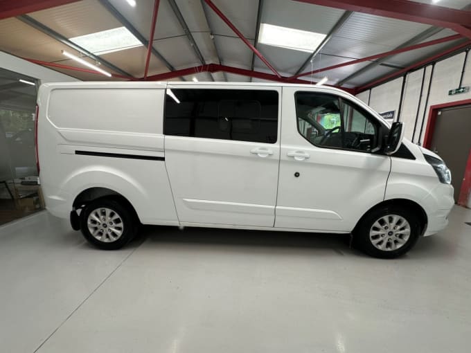 2025 Ford Transit Custom