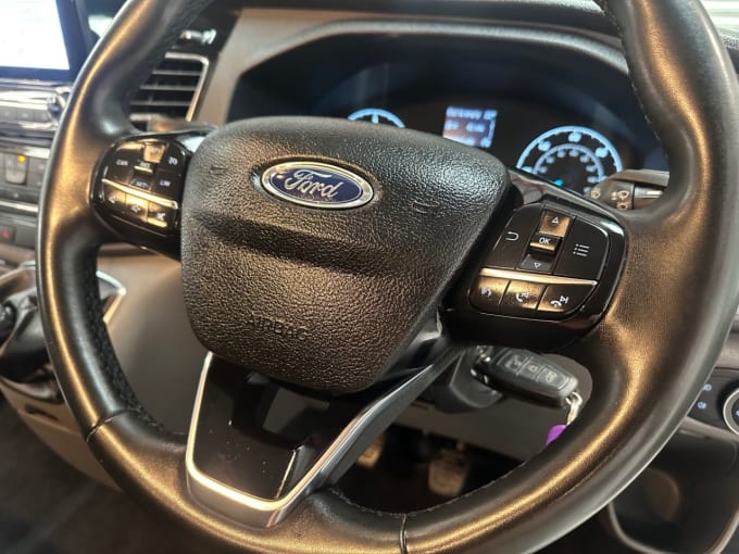 2025 Ford Transit Custom