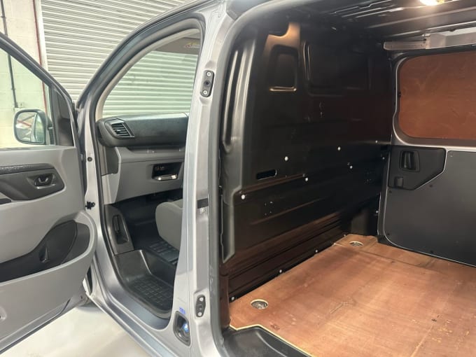 2025 Vauxhall Vivaro