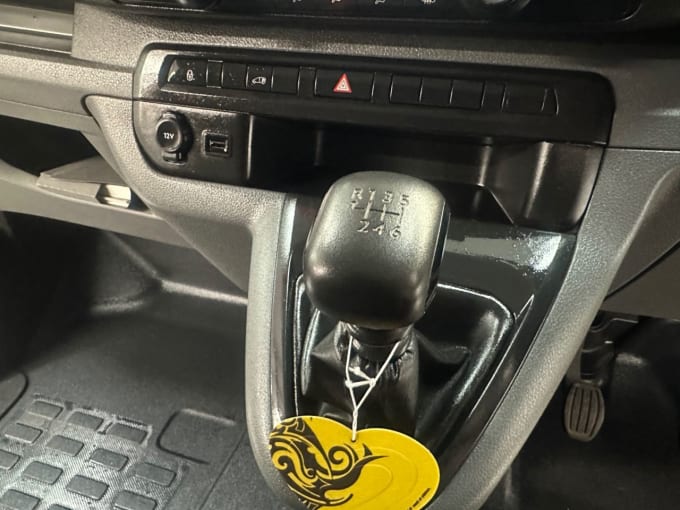 2025 Vauxhall Vivaro