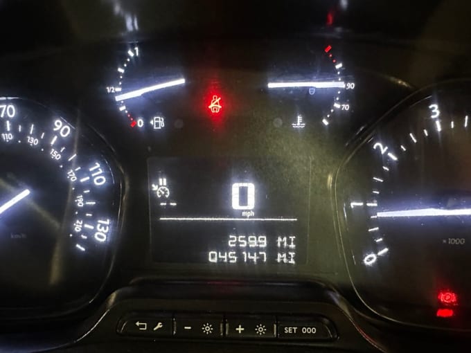 2025 Vauxhall Vivaro