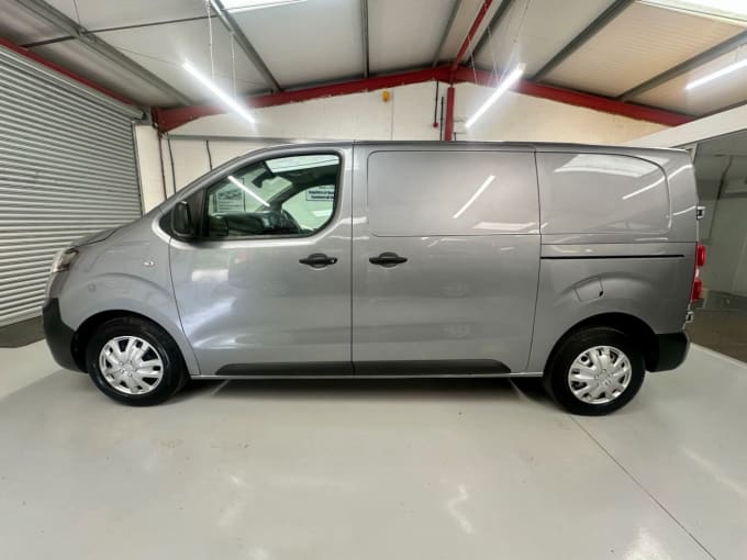 2025 Vauxhall Vivaro