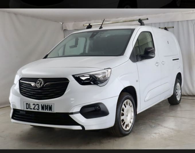 2025 Vauxhall Combo