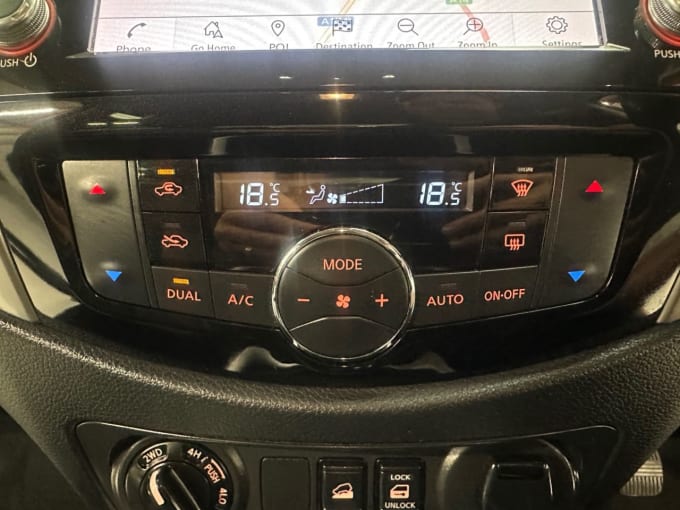 2025 Nissan Navara