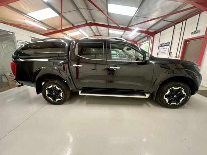 2025 Nissan Navara