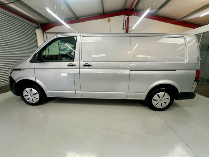 2025 Volkswagen Transporter