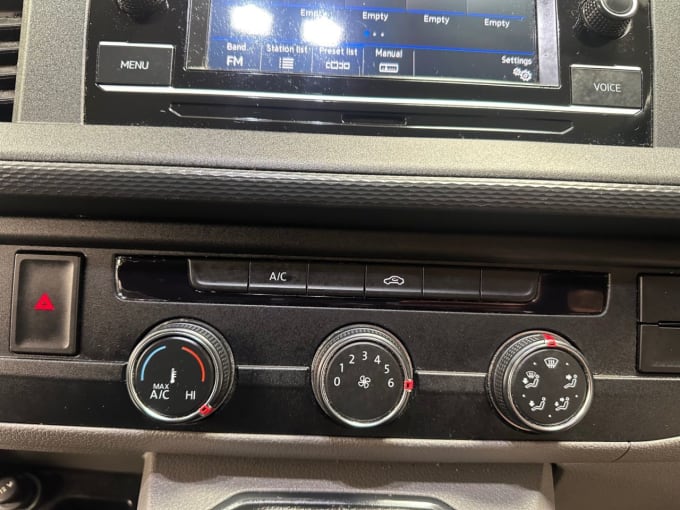 2025 Volkswagen Transporter