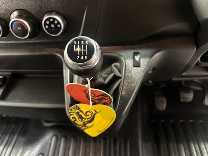 2021 Renault Master