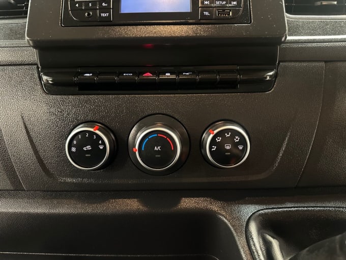 2021 Renault Master