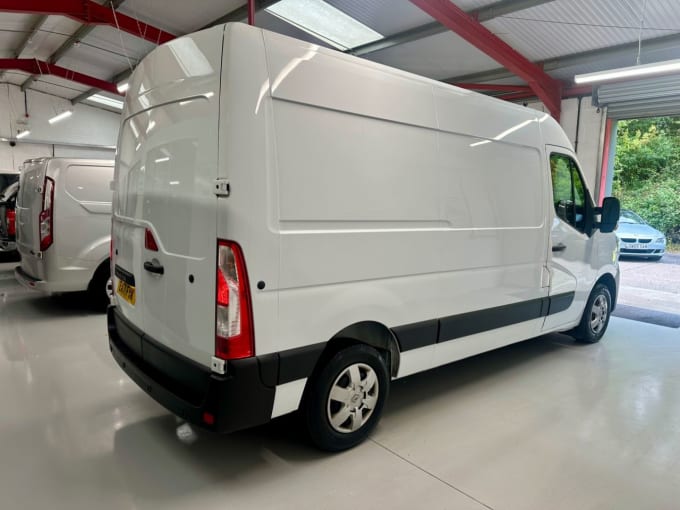 2021 Renault Master