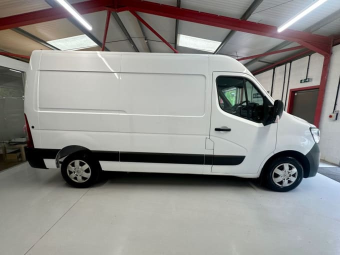 2021 Renault Master