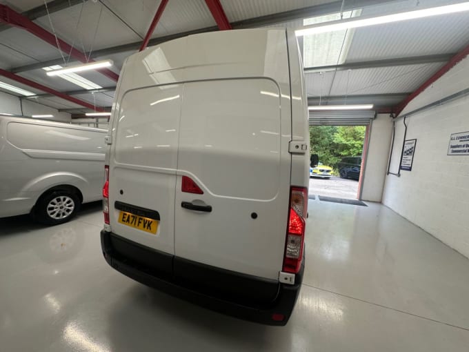 2021 Renault Master