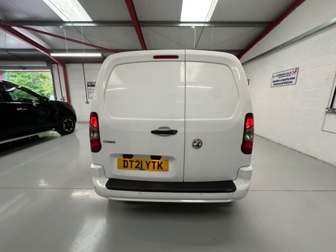 2025 Vauxhall Combo