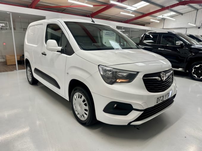 2025 Vauxhall Combo