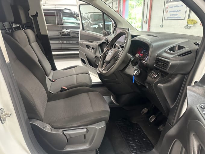 2025 Vauxhall Combo