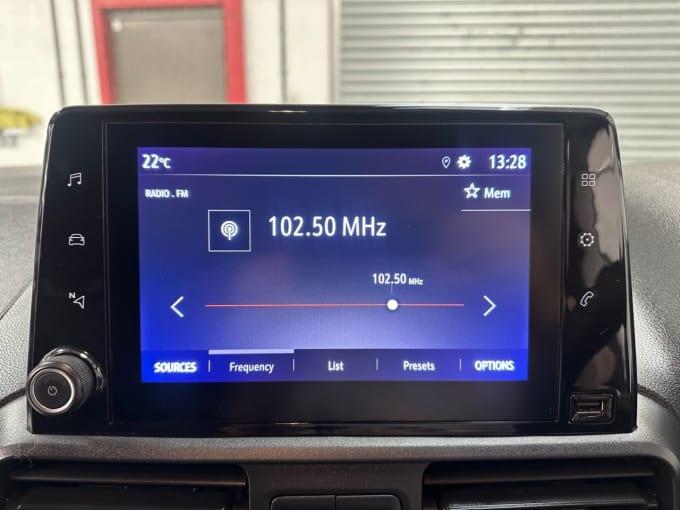 2025 Vauxhall Combo