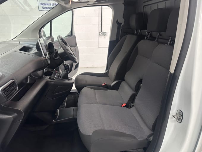 2025 Vauxhall Combo