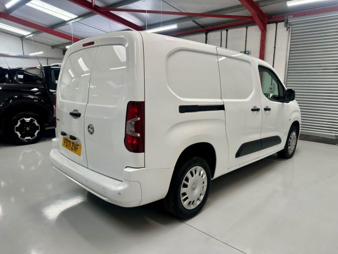 2025 Vauxhall Combo