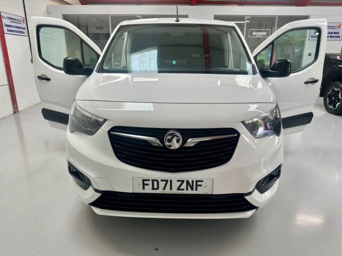 2025 Vauxhall Combo