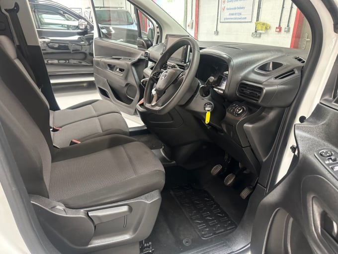 2025 Vauxhall Combo