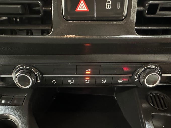 2025 Vauxhall Combo