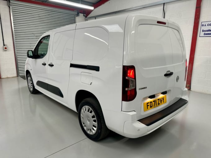 2025 Vauxhall Combo
