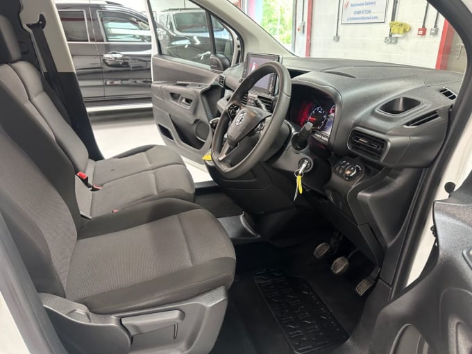 2025 Vauxhall Combo