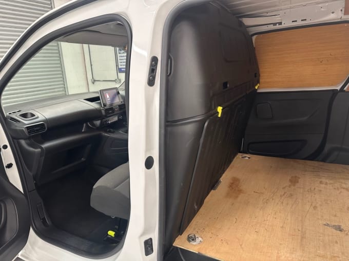 2025 Vauxhall Combo