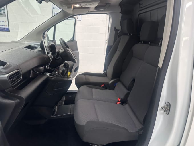 2025 Vauxhall Combo