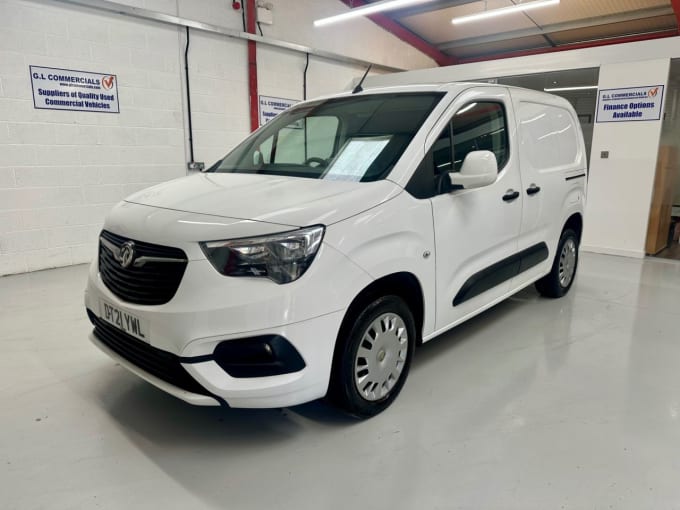 2025 Vauxhall Combo