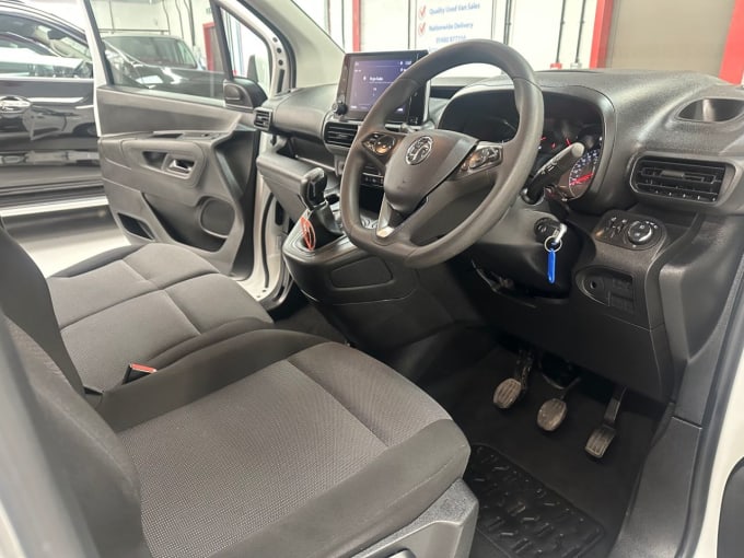 2025 Vauxhall Combo