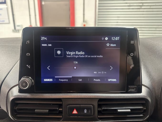 2025 Vauxhall Combo