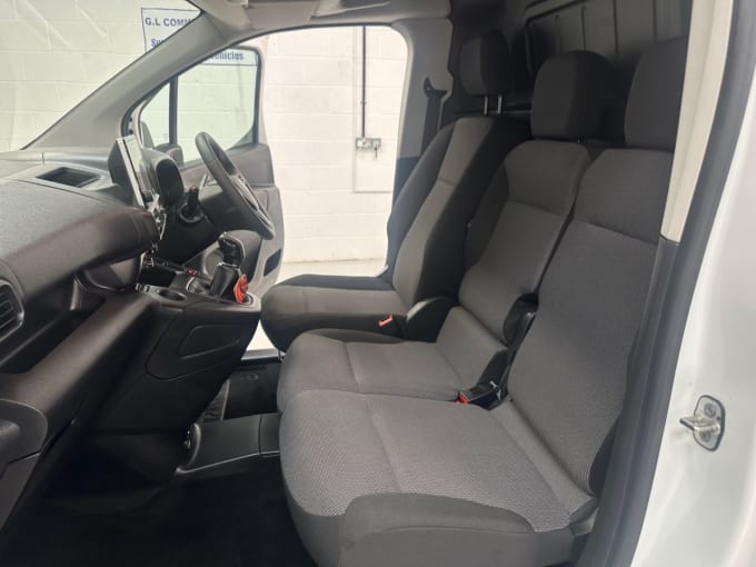 2025 Vauxhall Combo