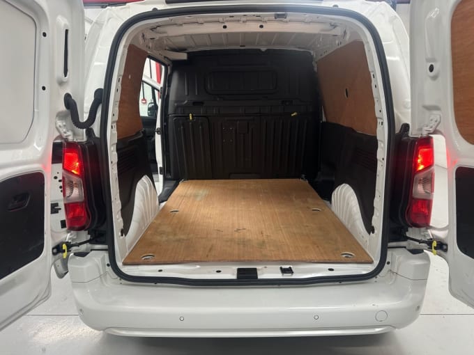 2025 Vauxhall Combo
