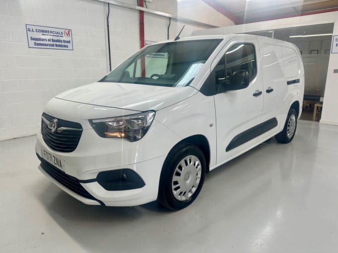2025 Vauxhall Combo