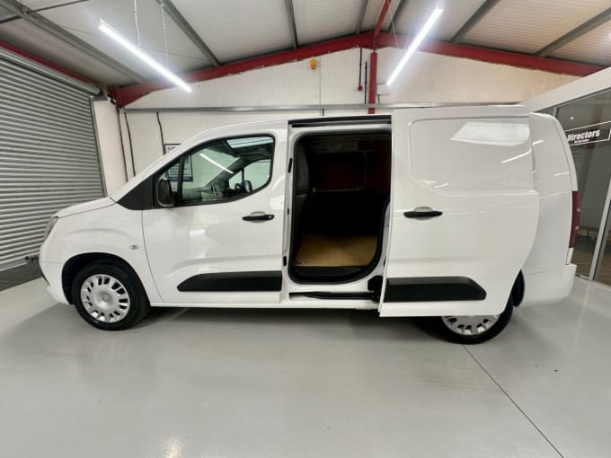 2025 Vauxhall Combo