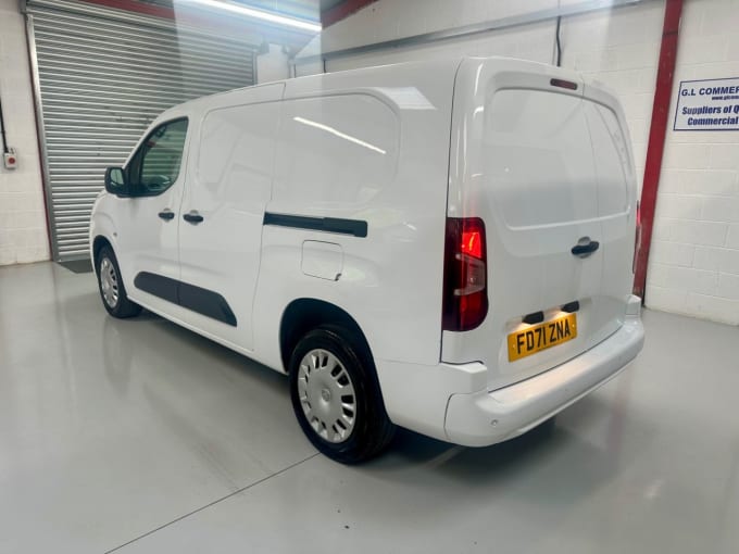 2025 Vauxhall Combo