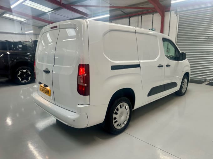 2025 Vauxhall Combo