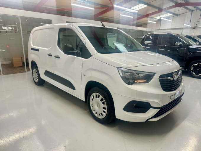 2025 Vauxhall Combo