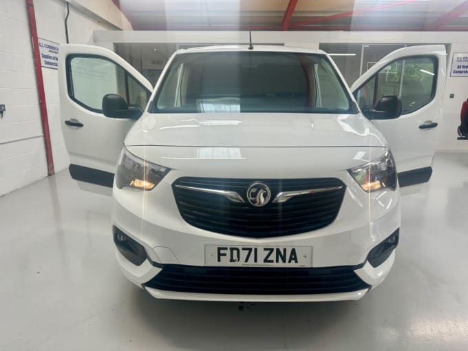 2025 Vauxhall Combo