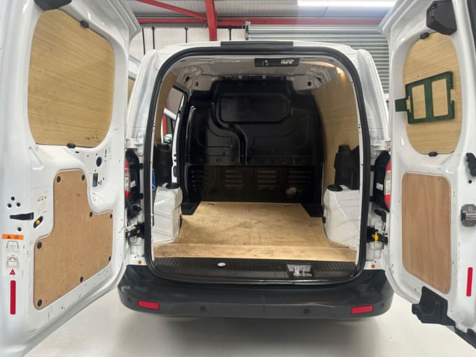 2025 Ford Transit Courier
