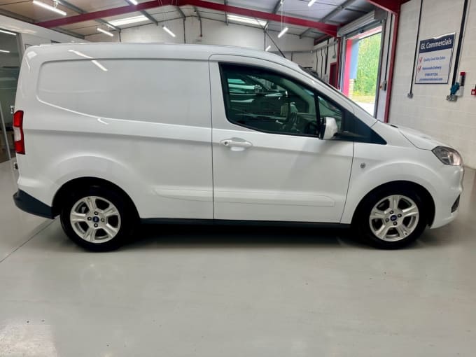 2025 Ford Transit Courier