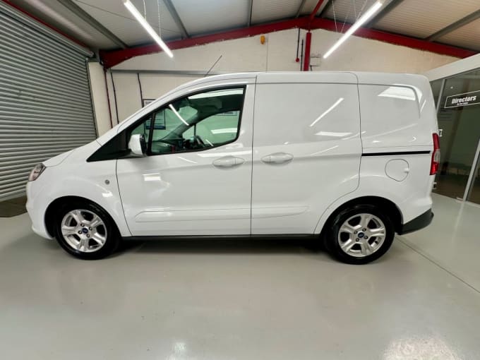2025 Ford Transit Courier