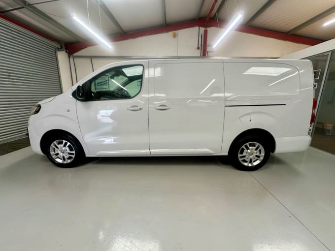2025 Vauxhall Vivaro