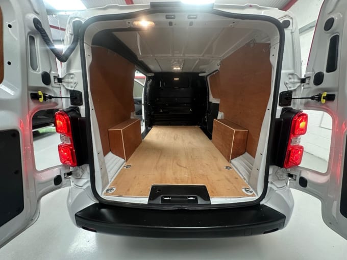 2025 Vauxhall Vivaro
