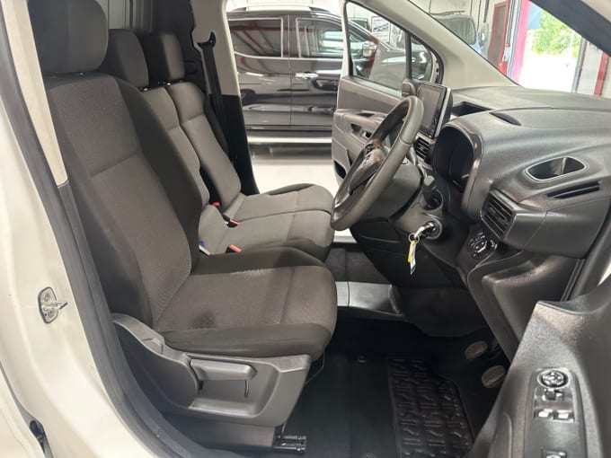 2025 Vauxhall Combo