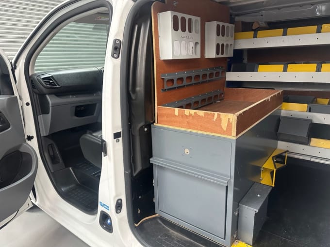2025 Vauxhall Vivaro