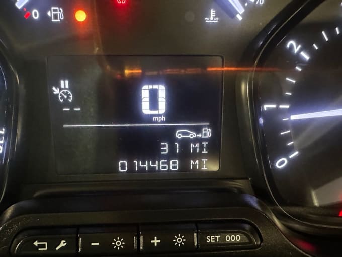2025 Vauxhall Vivaro